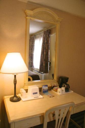 Travelodge By Wyndham San Francisco Airport North South San Francisco Room photo